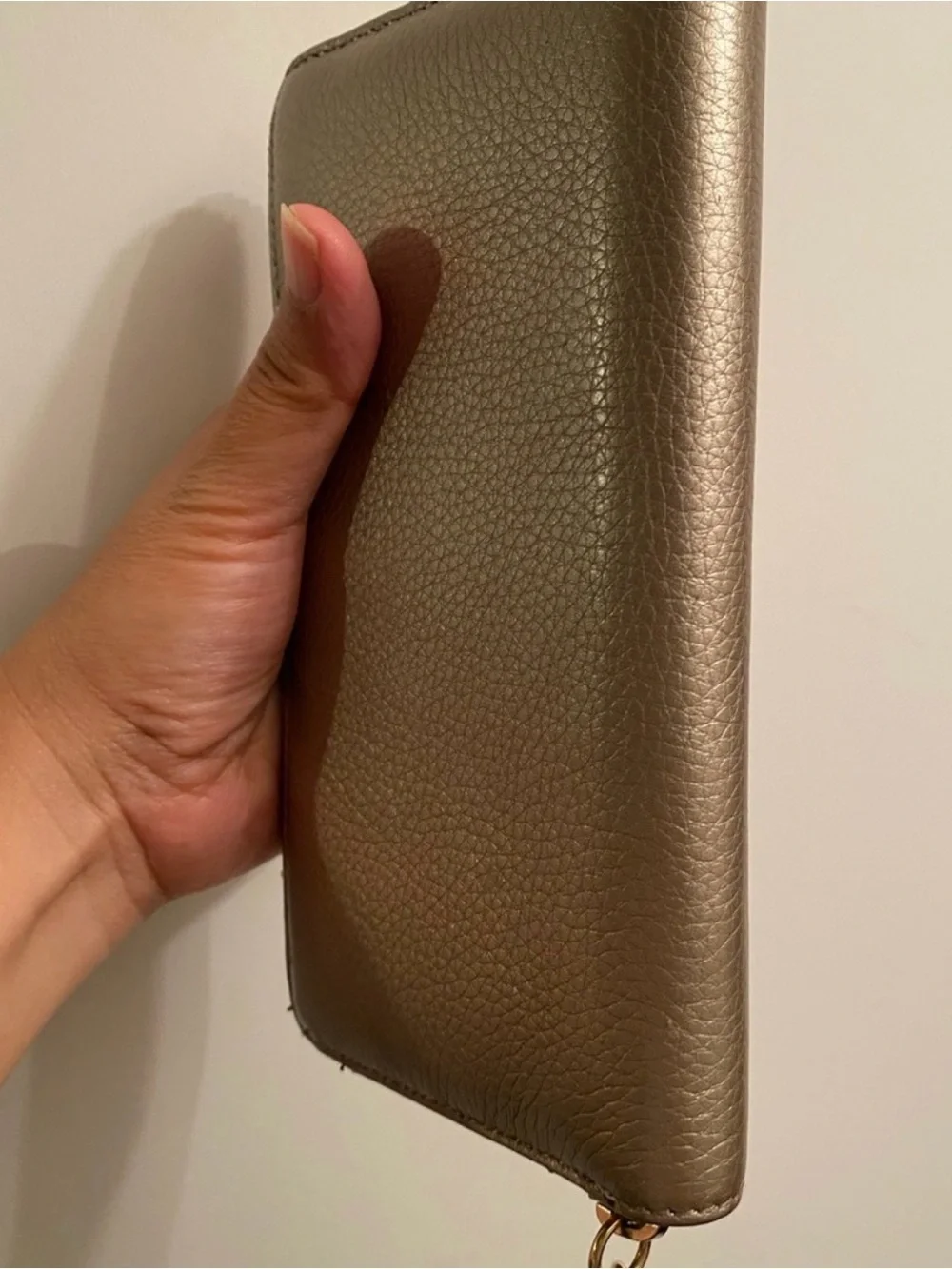 Gucci Metallic Pebbled Leather Wallet in Bronze